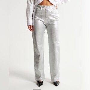 Abercrombie & Fitch: High Rise 90s Curve Love Jeans Silver 24/00R